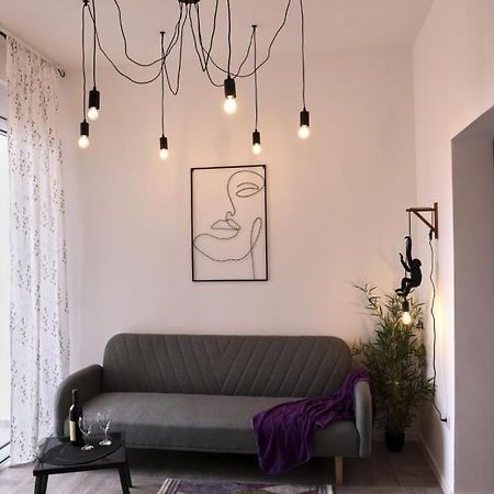Studio Apartment, 5 Minutes To The Beach Bar Luaran gambar