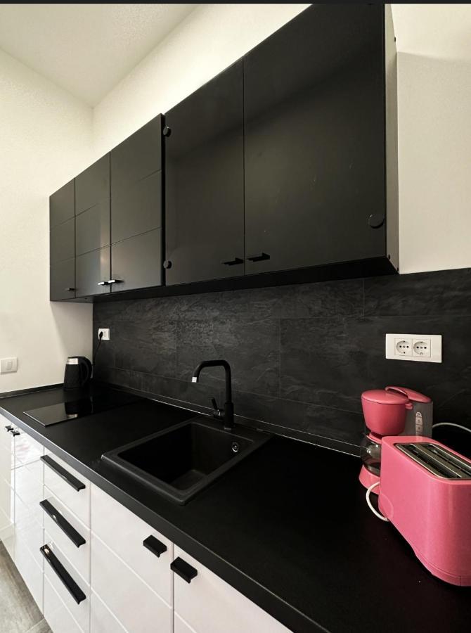Studio Apartment, 5 Minutes To The Beach Bar Luaran gambar