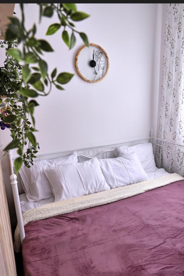 Studio Apartment, 5 Minutes To The Beach Bar Luaran gambar